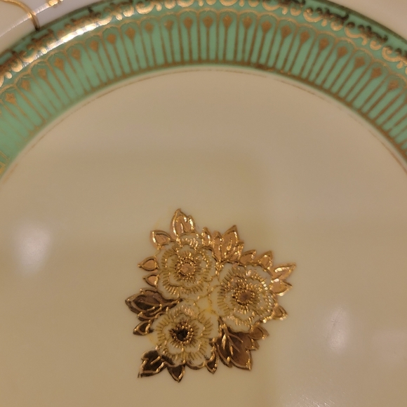 Vintage Beautiful Gold and Green Japanese Plate - Picture 4 of 7